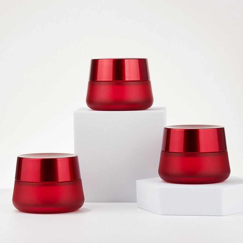 جار کرم قرمز آرایشی و بهداشتی گرد شیشه خالی کرم شیشه ای