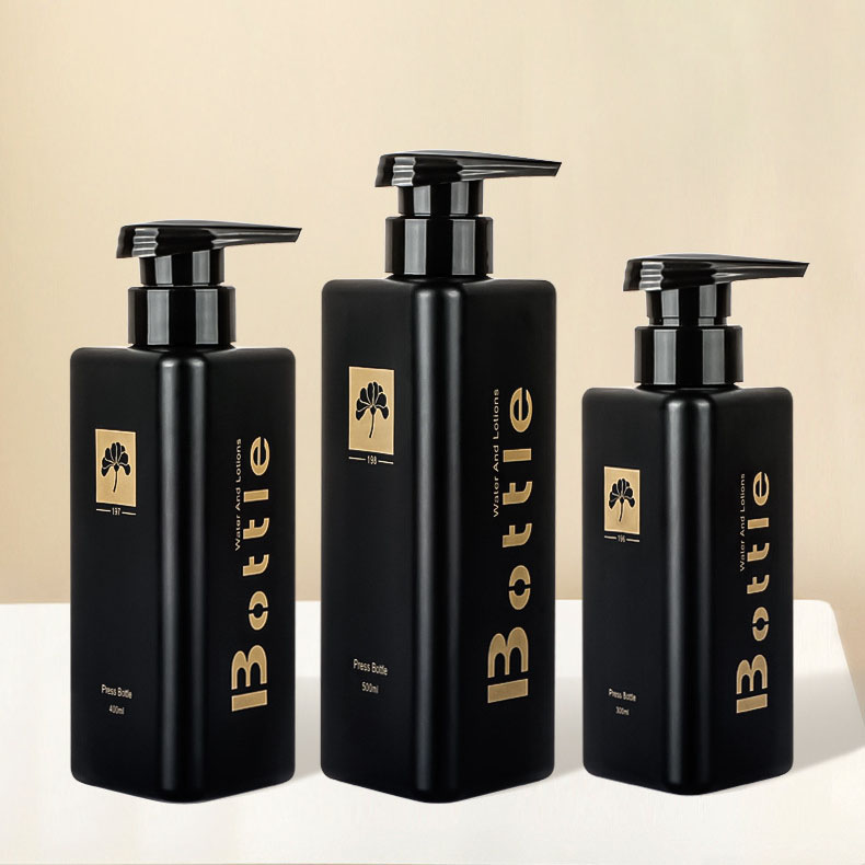 بطری خالی پلاستیکی مثلثی PET جدید برای لوسیون پاک کننده صورت یا لوسیون مراقبت از پوست 100 میلی لیتر 200 میلی لیتر 300 میلی لیتر بطری لوازم آرایشی 400 میلی لیتر 500 میلی لیتر بطری خالی پلاستیکی مثلثی PET جدید برای لوسیون پاک کننده صورت یا لوسیون مراقبت از پوست 100 میلی لیتر 200 میلی لیتر 300 میلی لیتر بطری لوازم آرایشی 400 میلی لیتر 500 میلی لیتر